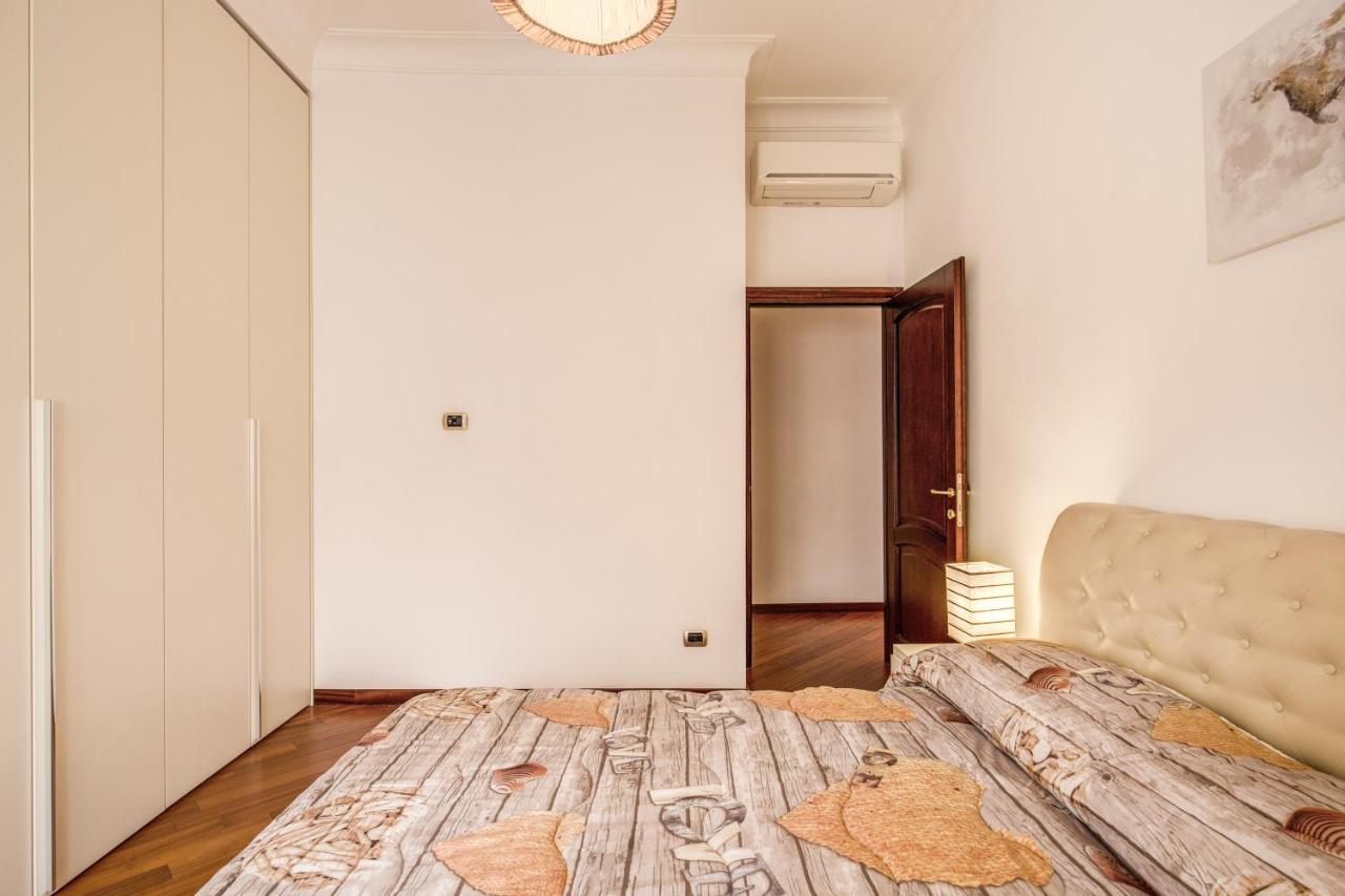 Life In Bed & Breakfast Rom